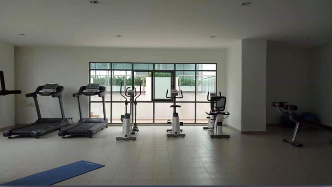 Mhb 30 Sulte Evo Soho Bandar Baru Bangi Free Netflix And Wifi Apartment Exterior photo